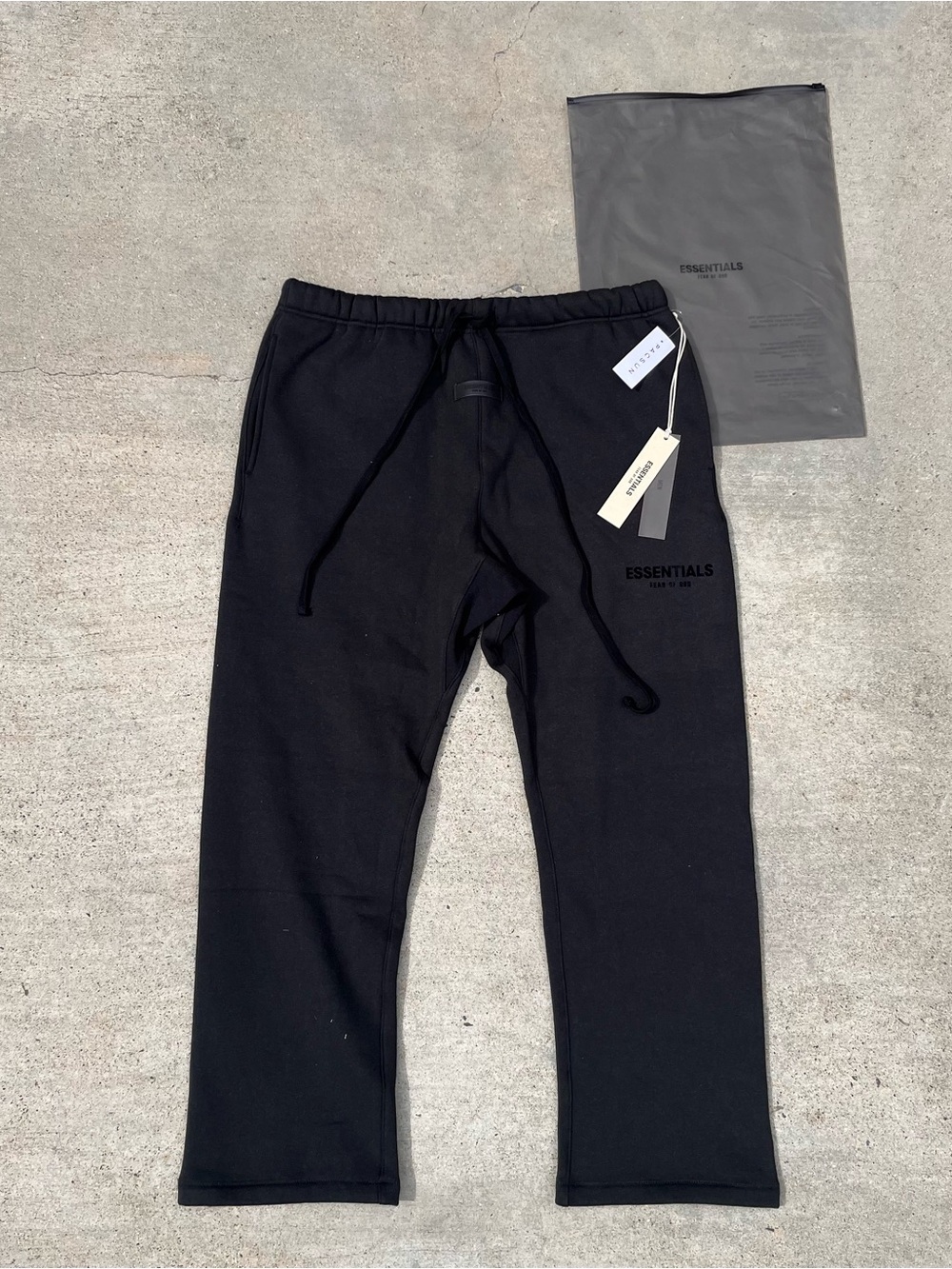ESSENTIALS Black Men’s Logo Sweatpants with Drawstring
